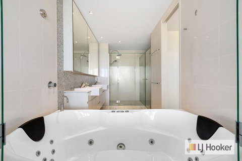 WAVE CULTURE 1204 - BEACH BLISS - 2032 Olympic Games 2