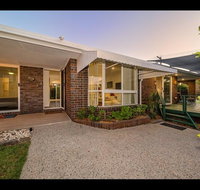 Woorim Secluded Palms Cottage - 2032 Olympic Games