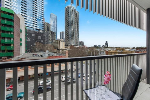 A Chic Studio Only A 4-min Walk To Victoria Market - 2032 Olympic Games 4