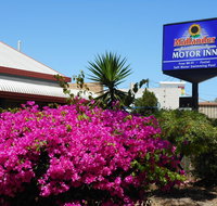 Midlander Motor Inn