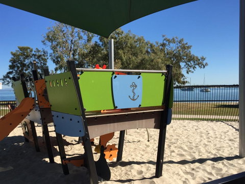 Bribie Waterways Motel - 2032 Olympic Games 23