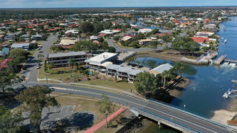Bribie Waterways Motel - 2032 Olympic Games 3