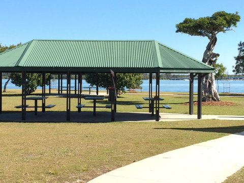Bribie Waterways Motel - 2032 Olympic Games 24