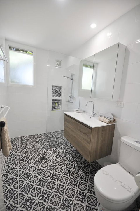 Retro Beach Flat - 2032 Olympic Games 6