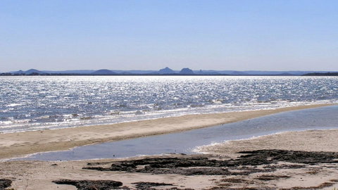 Lowset, Pet Friendly Cottage - Sunset Ave, Bongaree - 2032 Olympic Games 12