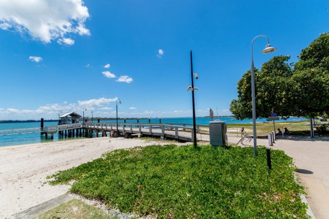 Lowset, Pet Friendly Cottage - Sunset Ave, Bongaree - 2032 Olympic Games 14