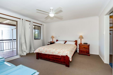 Spacious Unit Overlooking Moreton Bay - Boyd St, Woorim - 2032 Olympic Games 4