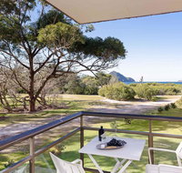 1 'Intrepid' 3 Intrepid Close - Amazing views of Shoal Bay only 100m from the Beach - 2032 Olympic Games