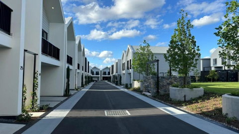 Brand-new Entire Terrace Home - 2032 Olympic Games 2