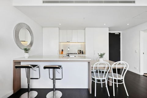 Chic 1-Bedroom Apartment With Pool And Gym - 2032 Olympic Games 1