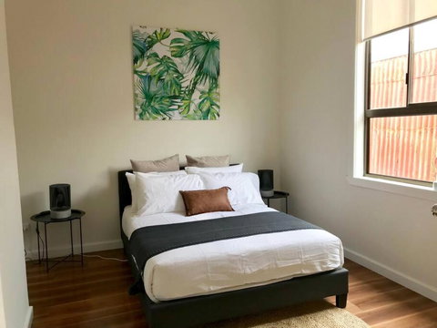 D109 Inner City Oasis On Buckingham - 2032 Olympic Games 0