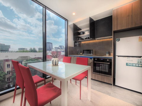 Delightful 1br On Bouverie St Close To Mel Uni - 2032 Olympic Games 2