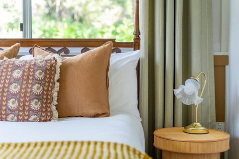 Deodar Cottage Amid Century Old Trees - 2032 Olympic Games 4