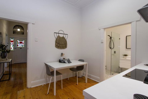 2BR Cottage With Parking Close To Adelaide CBD - 2032 Olympic Games 2