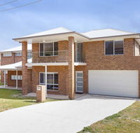 5B BENT STREET - LARGE HOUSE WITH DUCTED AIR CON WIFI  FOXTEL - 2032 Olympic Games