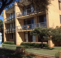 7 Flynn's Beach Apartment - 2032 Olympic Games