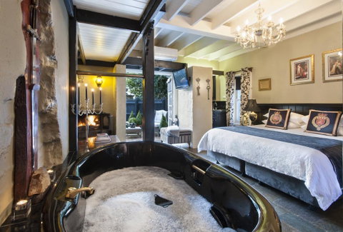 A Loft In The Mill Boutique Accommodation - 2032 Olympic Games 3