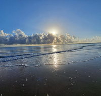 ABSOLUTE BEACH FRONT MACKAY - Comfort Resort Blue Pacific - 2032 Olympic Games