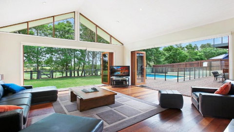 Eagles Landing - The Vintage - 2032 Olympic Games 3