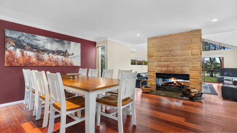 Eagles Landing - The Vintage - 2032 Olympic Games 1