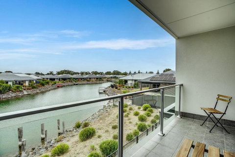 East Meets West At Victor U3-13 Central Dr VH-No Linen Included - 2032 Olympic Games 0