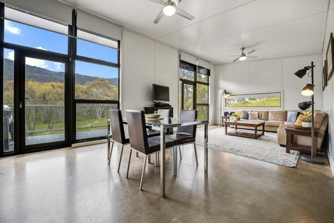 Ecocrackenback 3 Sustainable Chalet Close To The Slopes - 2032 Olympic Games 3