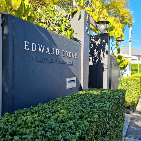 Edward Lodge New Fam - 2032 Olympic Games 0