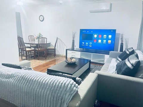 Elegant And Spacious Home + Gym - 2032 Olympic Games 0