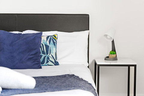 Elegant Queen Room At Botany - Nearby Airport - Shared Bathroom - 2032 Olympic Games 1