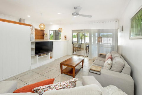 Elevated 2BR Modern Furnished Terrace Apartment - 2032 Olympic Games 3