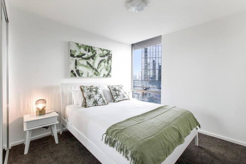 Elevated Elegance - Your Stylish Urban Sanctuary - 2032 Olympic Games 1