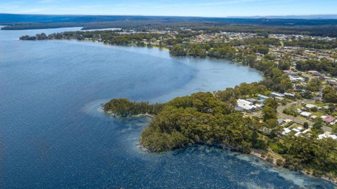 Family Delight - Belle Escapes Jervis Bay - 2032 Olympic Games 1