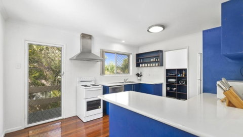 Family Friendly House With Pool & Aircon - 2032 Olympic Games 3