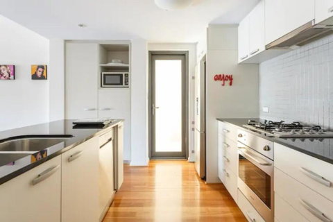 Family Havenideal Locationspacious - 2032 Olympic Games 3