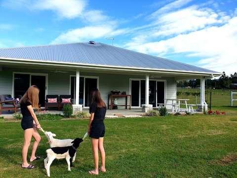 Fig Tree Farm B&B Highvale-Farmstay Near Brisbane! - 2032 Olympic Games 0