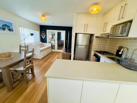 FORR64 - Cosy East Perth Retreat - 2032 Olympic Games 4