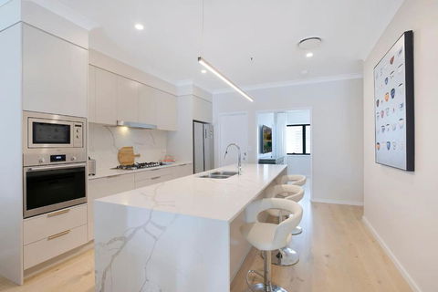 Fulcher Lane - A Zen Retreat In Modern Comfort - 2032 Olympic Games 2