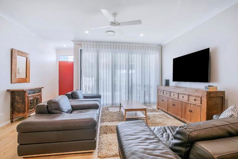 Fulcher Lane - A Zen Retreat In Modern Comfort - 2032 Olympic Games 4