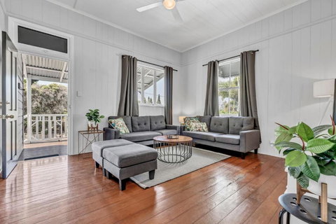 Gabba Central House 3BR2Bath Pets - 2032 Olympic Games 1