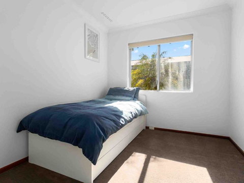 Getaway Villa 2br, Sleeps 4, Near Beach - 2032 Olympic Games 4