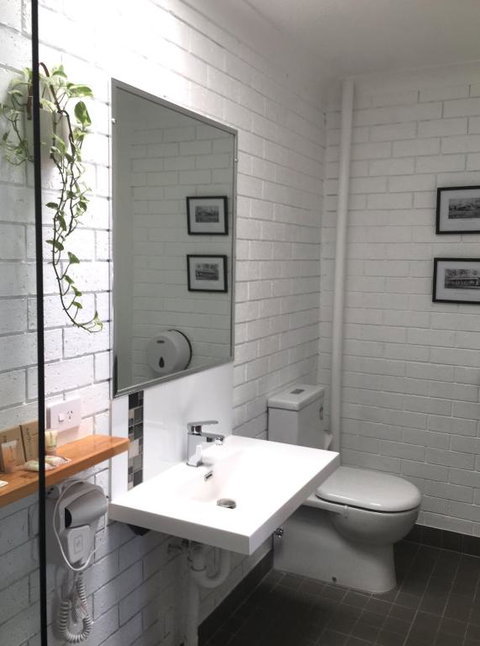 Gin Gin Village Motor Inn Motel QLD - 2032 Olympic Games 4