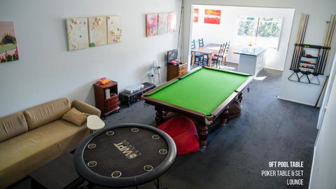 Hot Tub, Ice Bath, Gym, Sauna, Pool Table Coorparoo Haven - 2032 Olympic Games 1