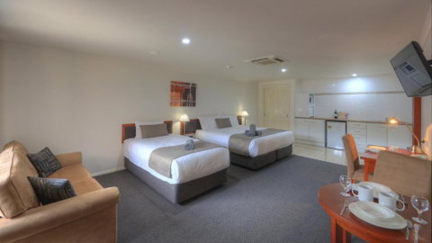 INVERELL RSM CLUB MOTEL - 2032 Olympic Games 2