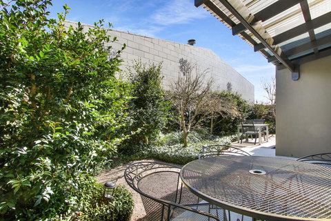 Apartments On Church - Unit 7 - 2032 Olympic Games 3