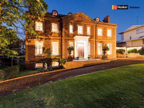 Luxury Cottage At The Manor On The River!!! - 2032 Olympic Games 0