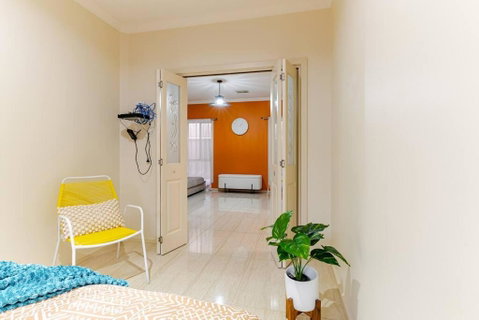 Morden Elegant 4 Bedroom House - 2032 Olympic Games 2
