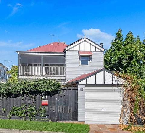 Paddington Cottage - A Classic Queenslander Stay - 2032 Olympic Games 0