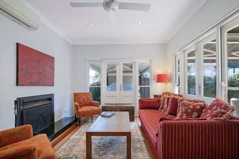 Paddington Cottage - A Classic Queenslander Stay - 2032 Olympic Games 2
