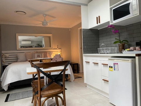 Paperbark Bed & Breakfast - 2032 Olympic Games 1