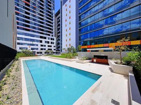 Private Bedroom & Bathroom In Shared Inner Brisbane Apartment - 2032 Olympic Games 0